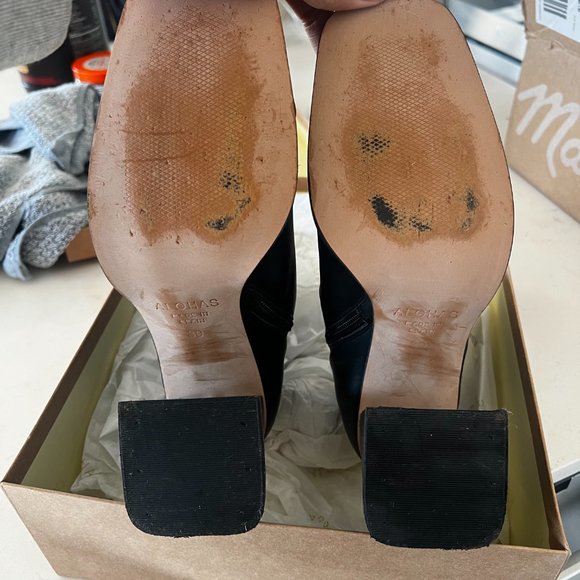 ALOHAS South Black Ankle Boots (Size 8) - Picture 6 of 6